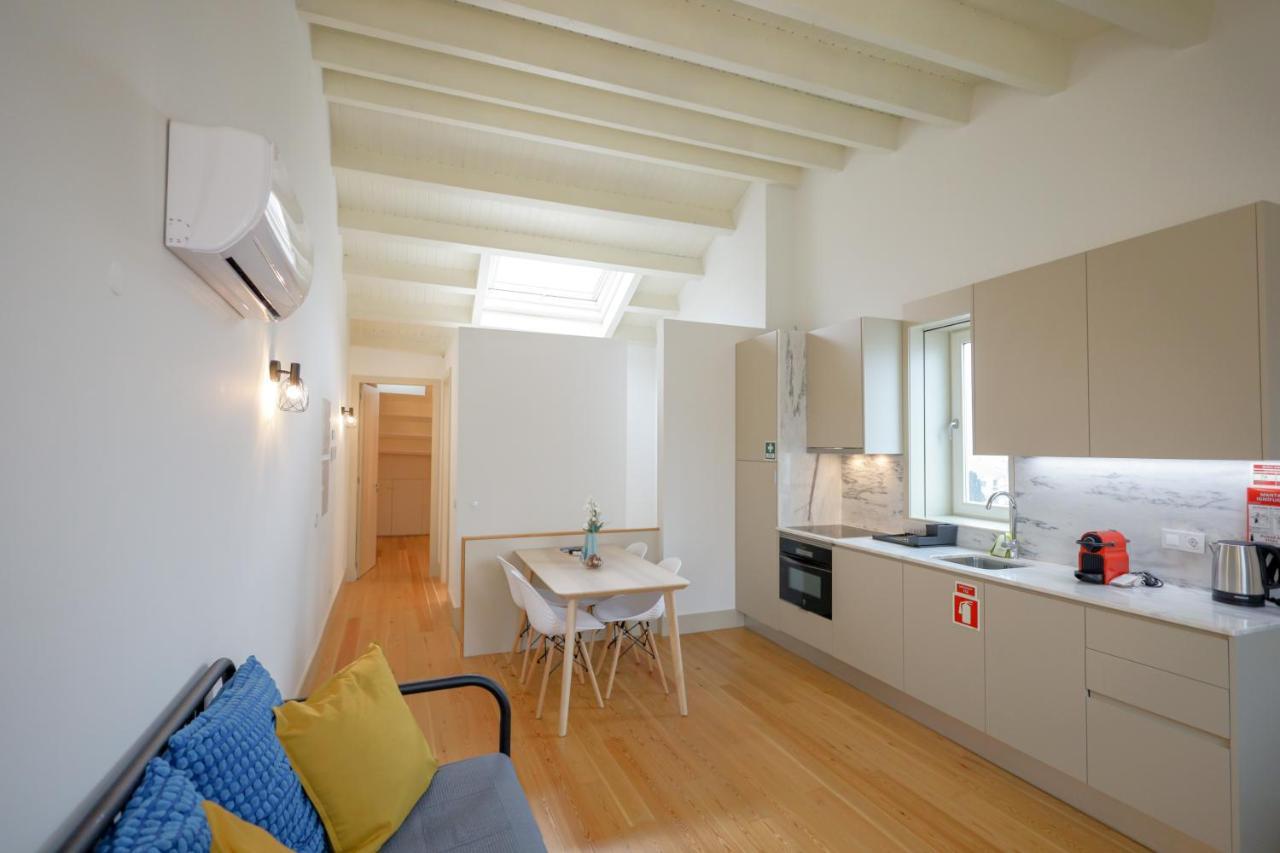 Martires Sweet Apts By Portocityhosts Kültér fotó