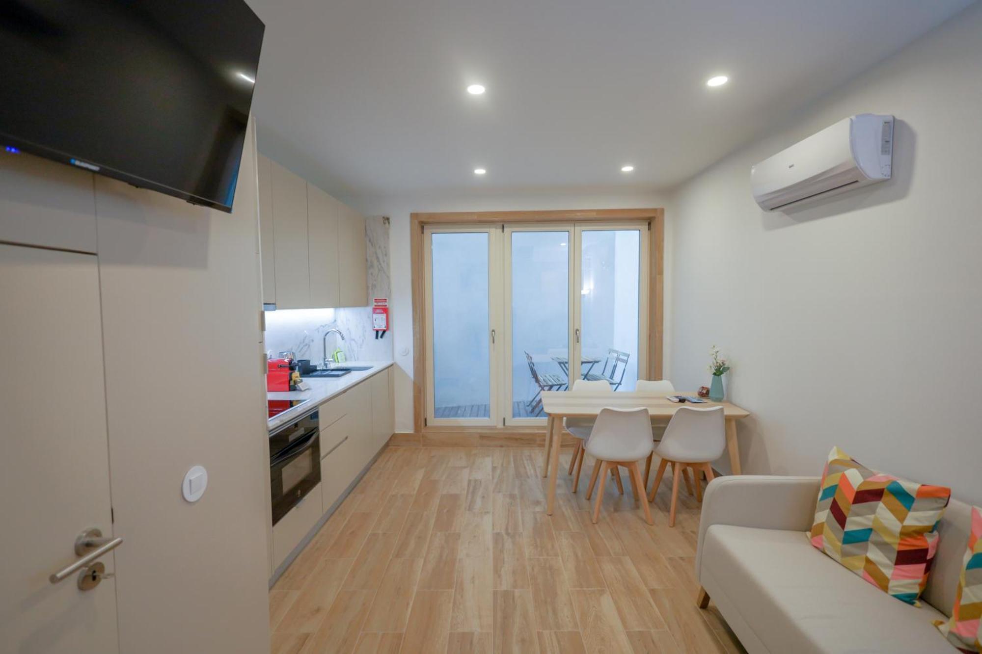 Martires Sweet Apts By Portocityhosts Kültér fotó